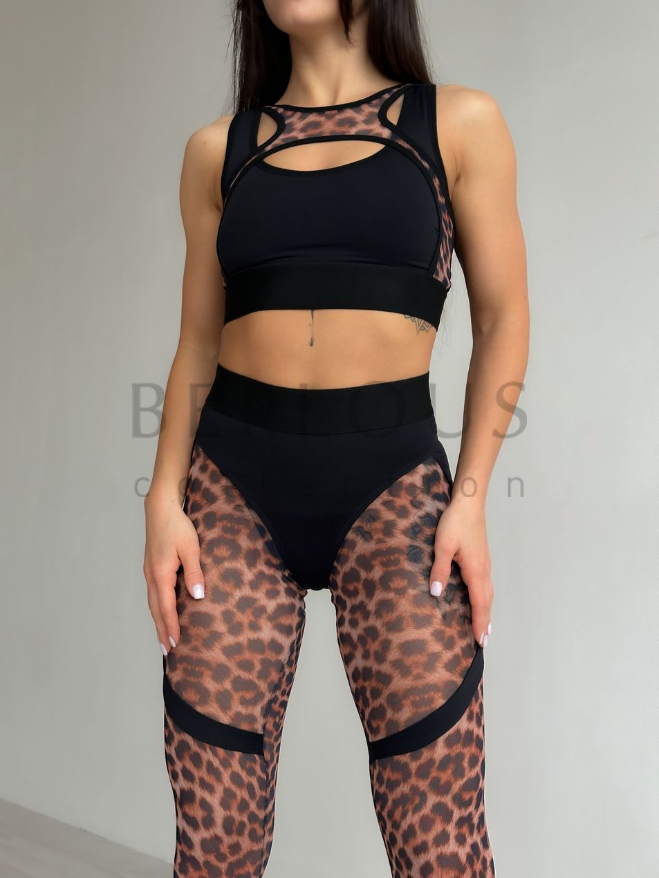 SET TOP AND LEGGINGS, collection SHADOW, Mesh, Leo, XS